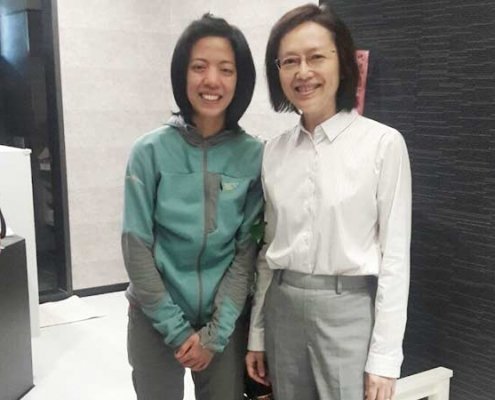 熱愛攀岩的女生